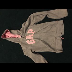 Girls gap zip down pink and grey coat.